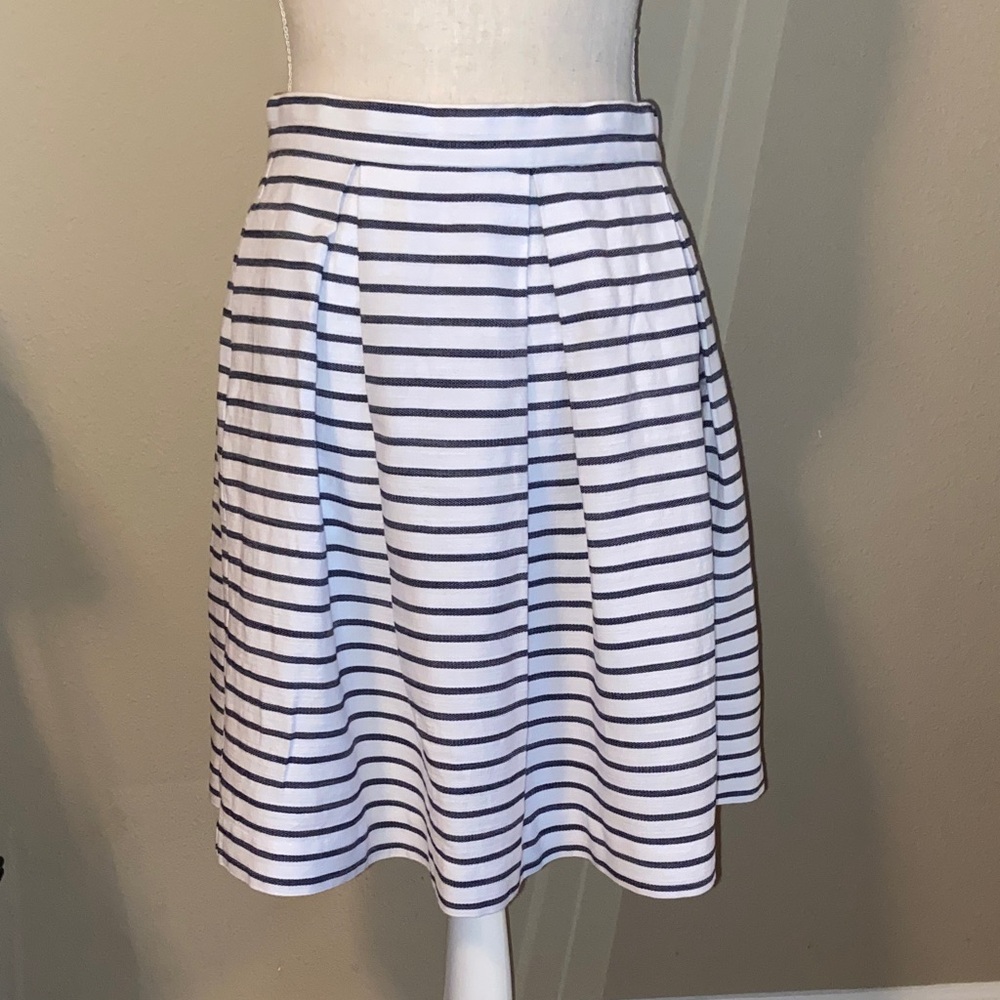 Banana Republic Navy Blue & White Striped Pleated A-Line Nautical Skirt